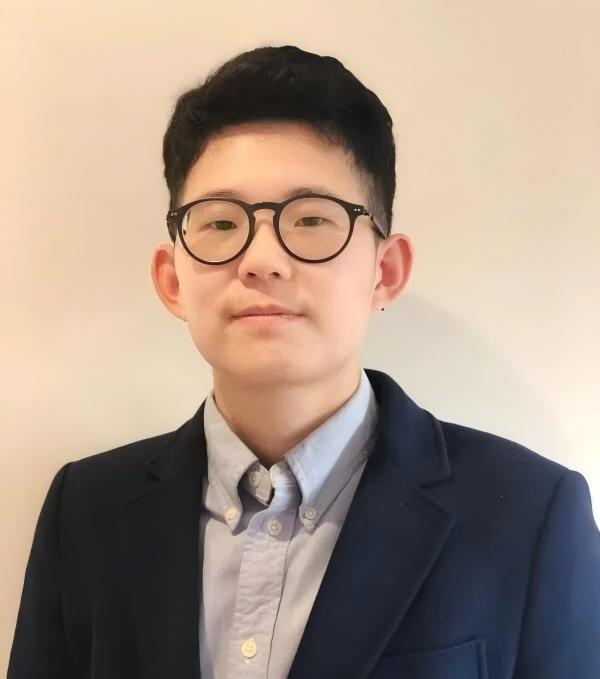 胡晓鹭(1).jpg 胡晓鹭(1).jpg