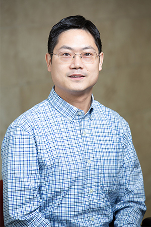 冯志钢.jpg 冯志钢.jpg